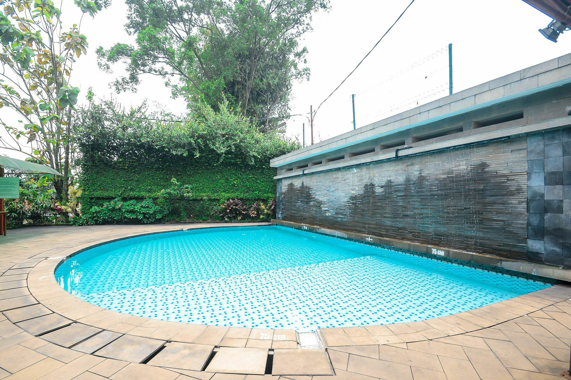 Ahadiat Hotel & Bungalow Bandung Exterior foto