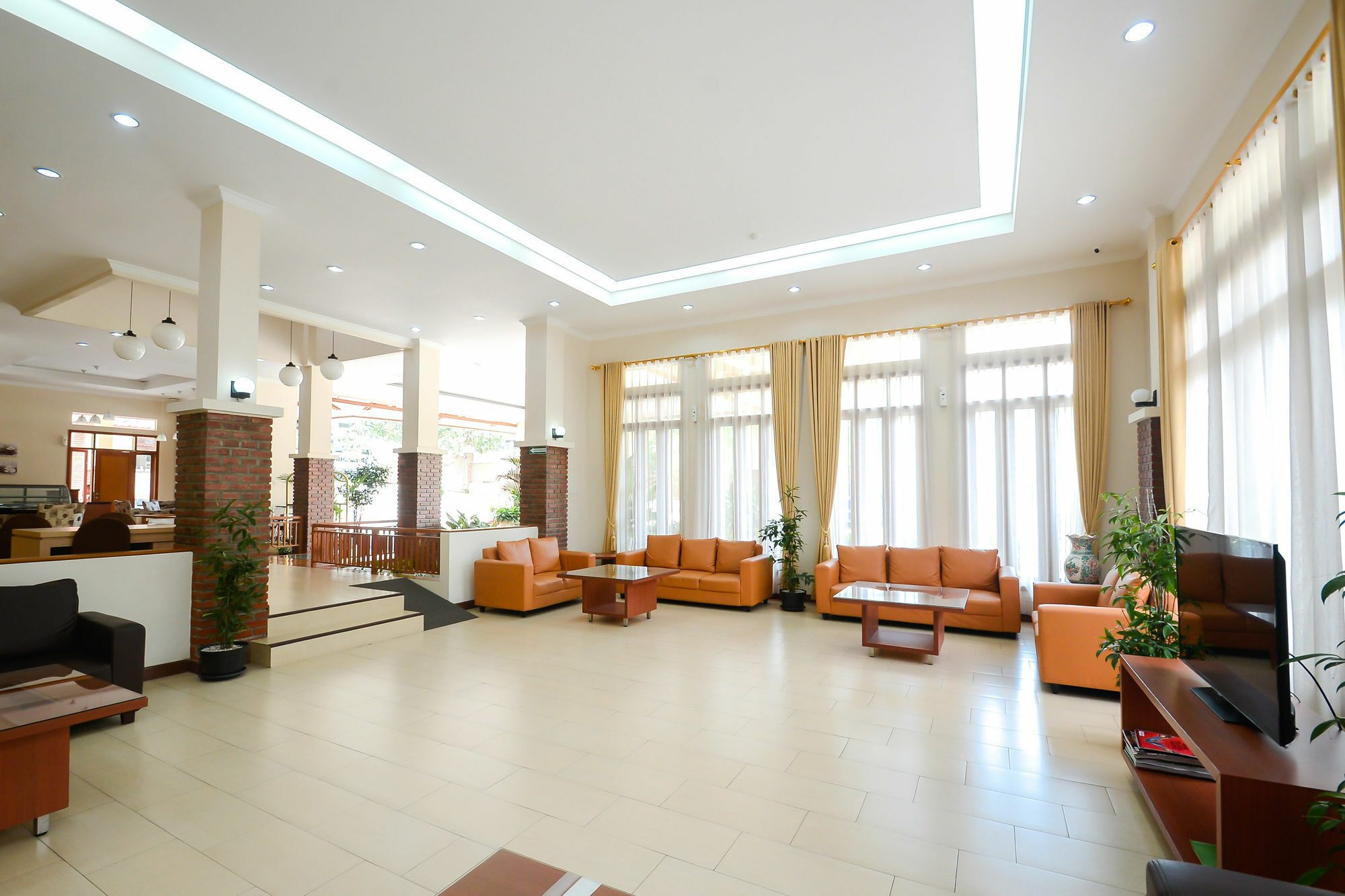 Ahadiat Hotel & Bungalow Bandung Exterior foto